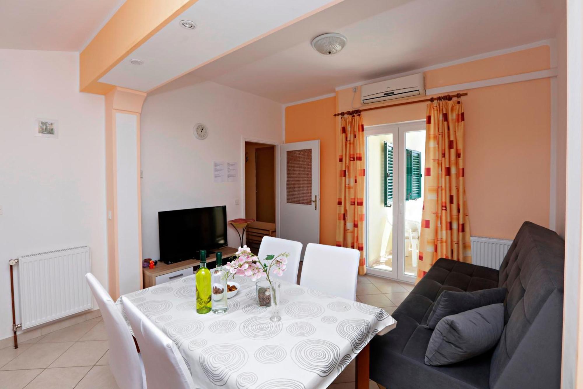 Apartments With A Parking Space Vodice - 16543 Phòng bức ảnh